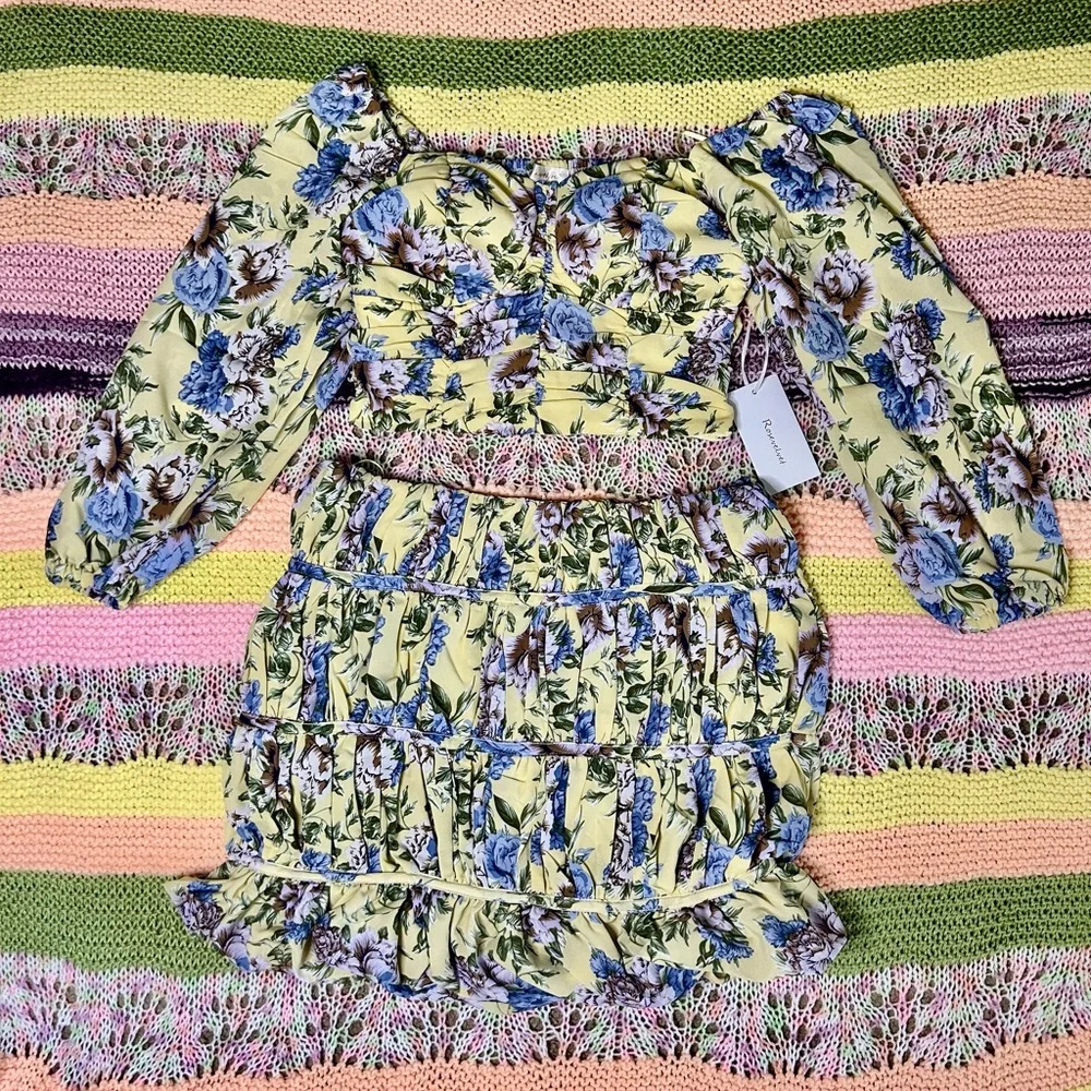 Floral Off-Shoulder sheer long sleeve crop top and mini skirt set Size L